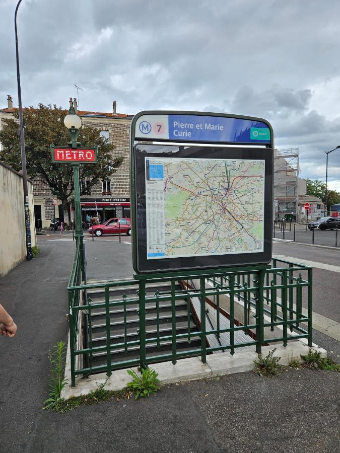 Studio 22M2 A Ivry/Seine-A 200 Metres De Paris. Proche Metro 7 Luaran gambar